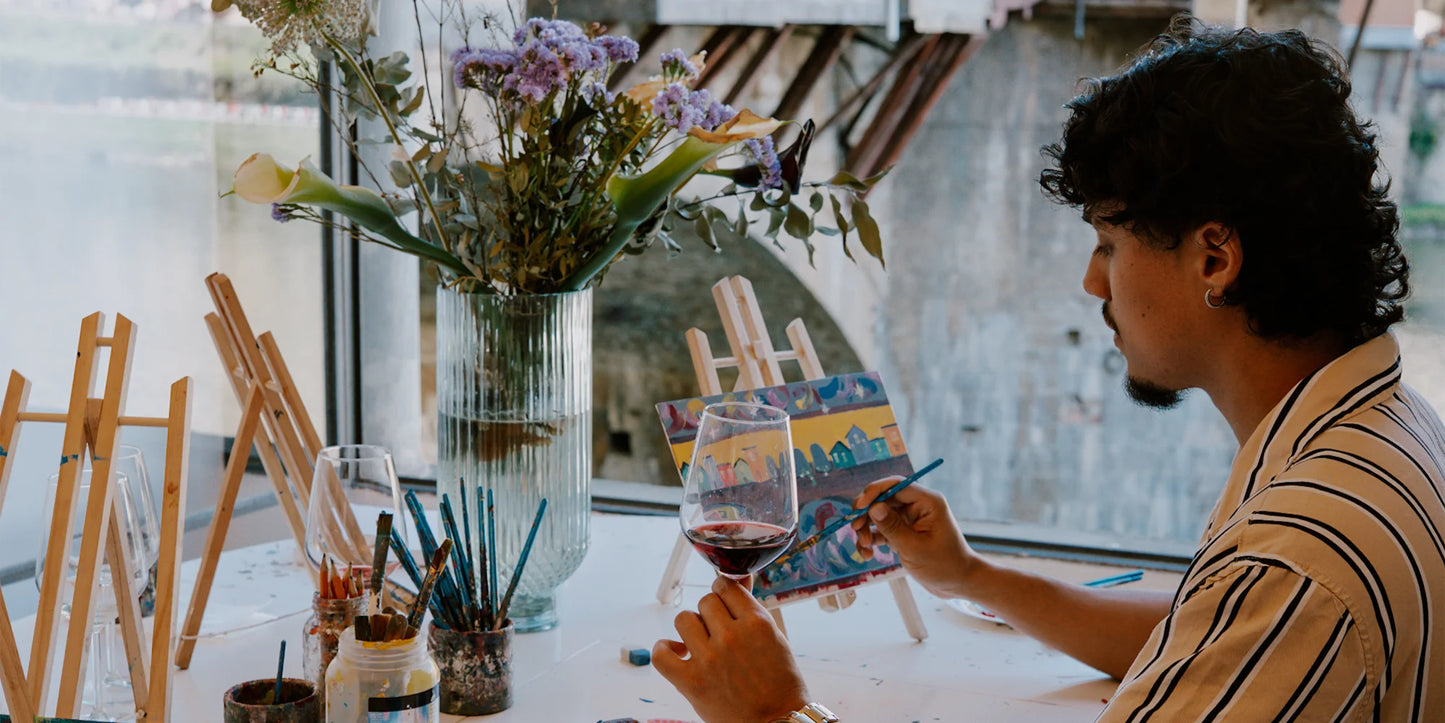Paint & Wine Studio